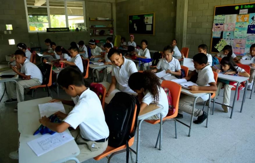 Influencia en la Educación Moderna: Retos y Oportunidades - REDES Educacion
